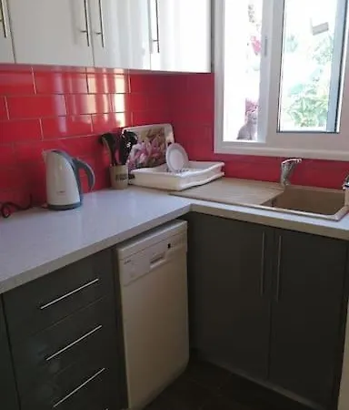 Apartamento Isabella Court Townhouse Near Venus And Lidl *